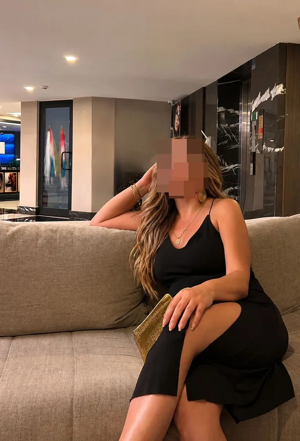 Yağmur - İzmir VIP Escort Bayan